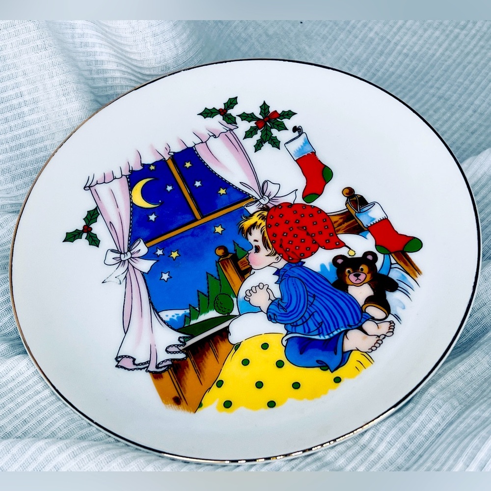 Vintage collectible plate